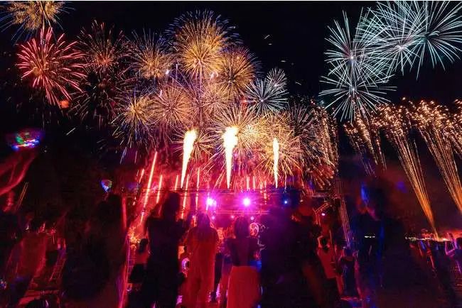 Seibuen Amusement Park Fireworks