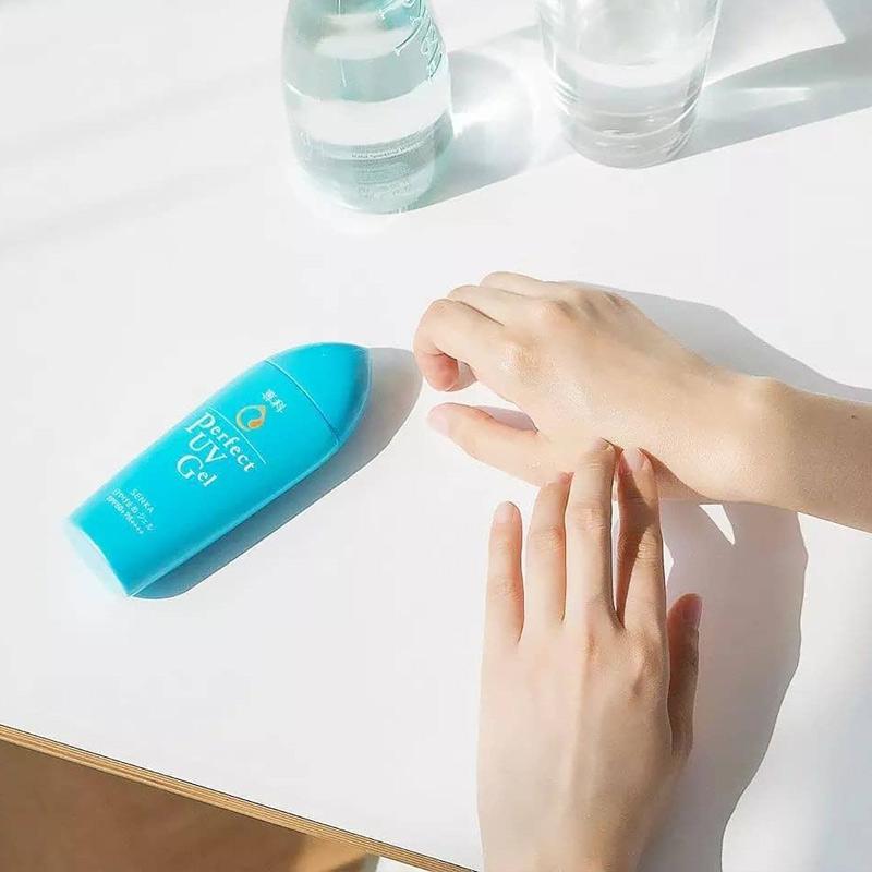Senka Perfect UV Gel