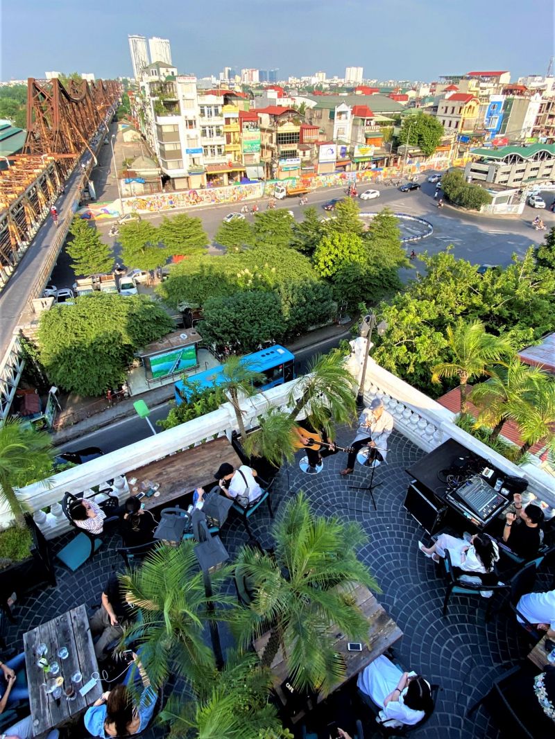 Serein Café & Lounge