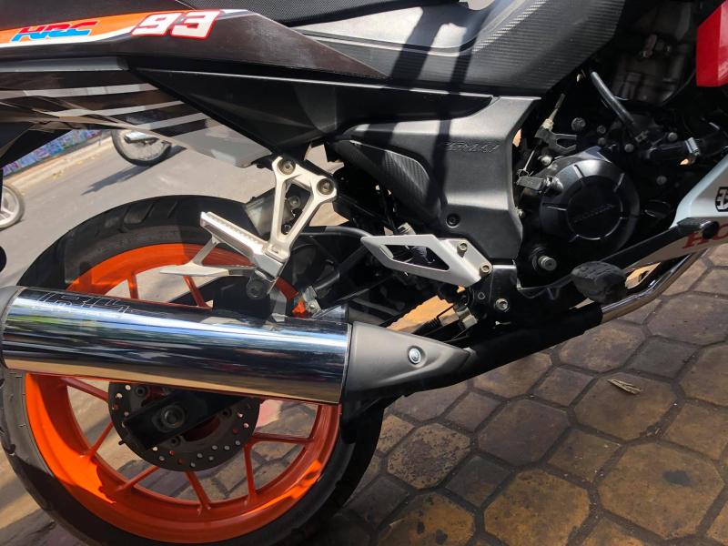 Seven motorcycle & car