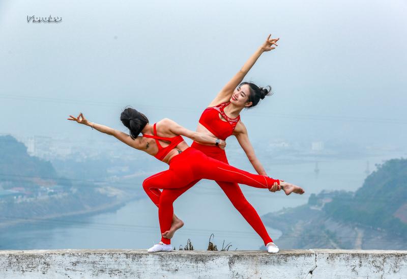 Trang phục và phụ kiện