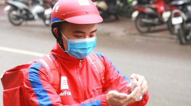Công việc này không đòi hỏi trình độ cao, lại mang lại nguồn thu nhập hấp dẫn, do đó các bạn sinh viên có thể thử sức ngay với công việc nà