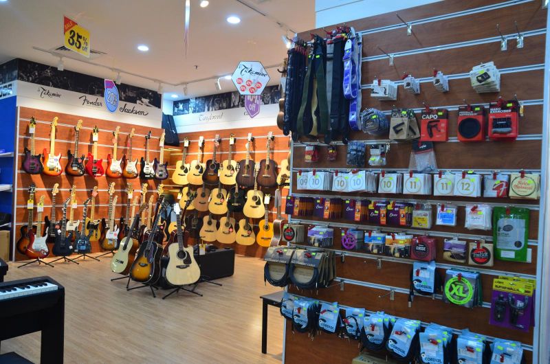 Guitar Sollee