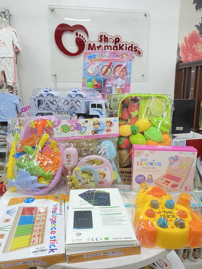 Shop Mama Kids