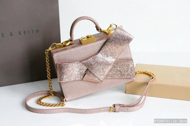 Sản phẩm túi xách tại shop Thảo Cường với thiết kế sang trọng dành cho phái nữ