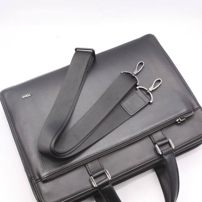 Túi đựng ipad của nhãn hiệu Toma