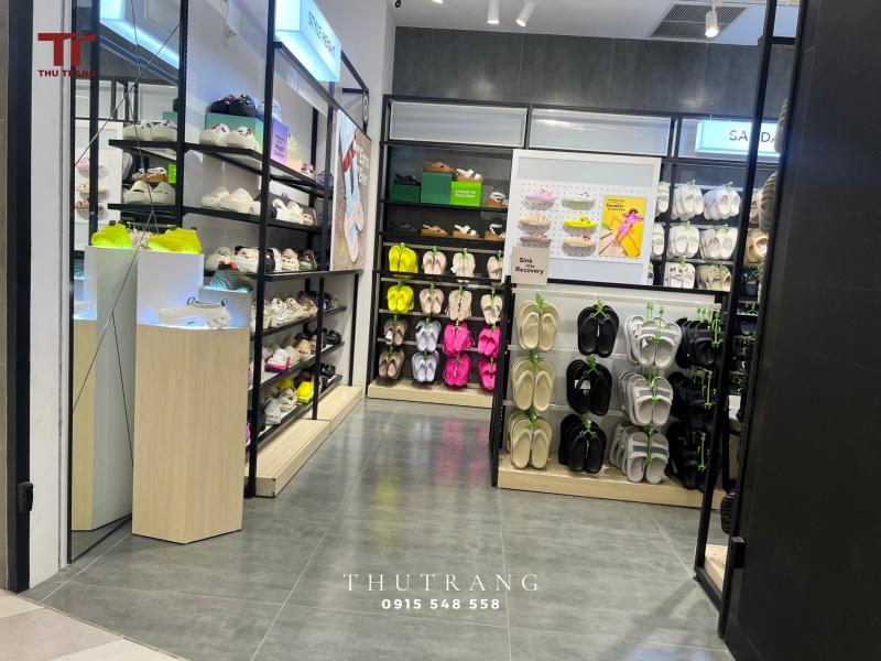 Showroom Gạch ốp lát - Thiết bị vệ sinh cao cấp Thu Trang