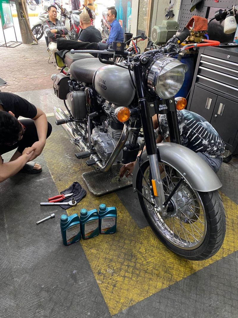 Siêu thị dầu nhớt cao cấp Đức Phương