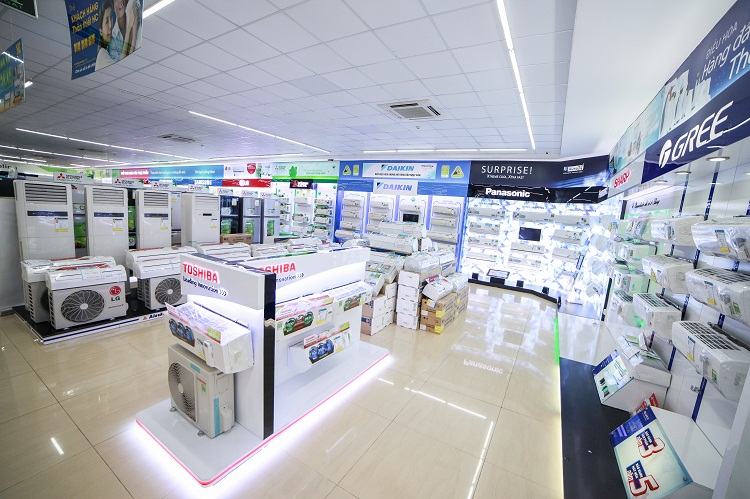 Với phương châm “Mang cả thế giới đến nhà bạn”, HC bày bán trên 20.000 sản phẩm ở 5 ngành hàng
