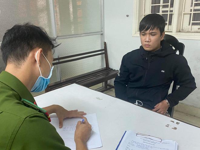 Nghi phạm Võ Thành Bảo Nhân tại cơ quan công an (Ảnh: Kenh14)