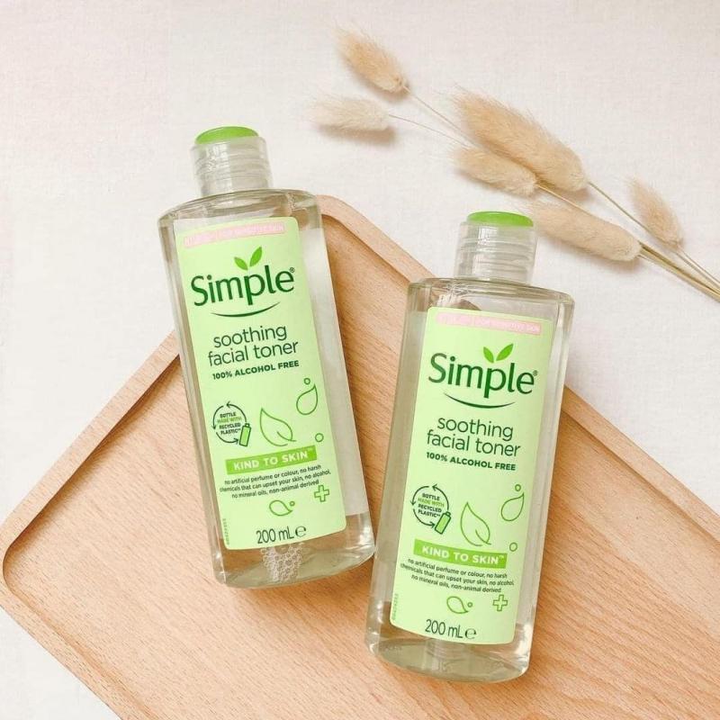 Simple Kind To Skin Soothing Facial Toner