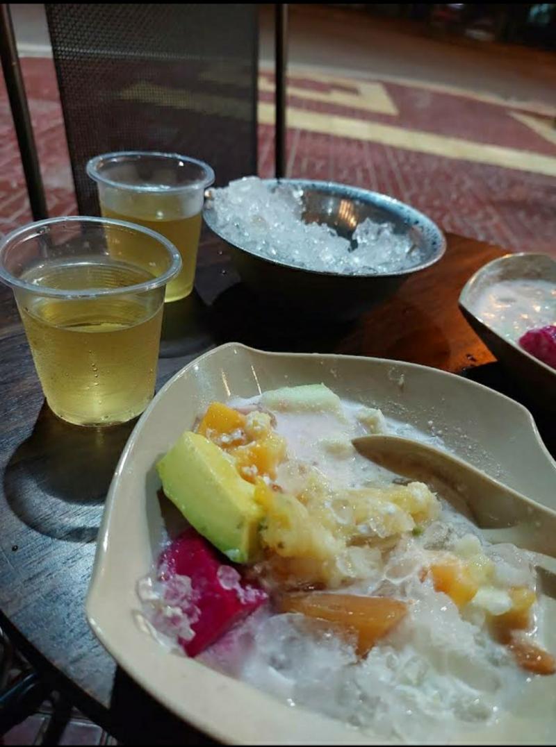 Sinh tố Cô Hải