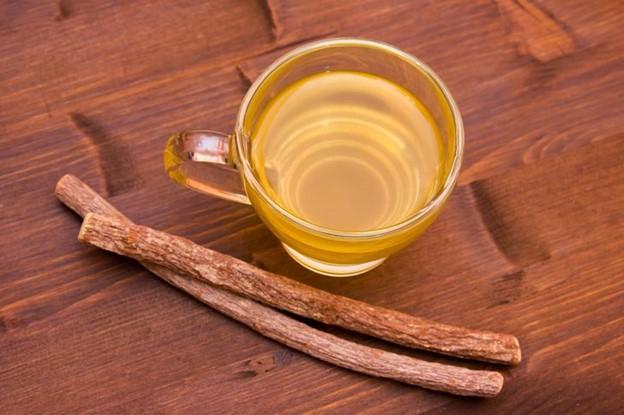 Siro hoa cúc tím, mật ong, gừng và cam thảo