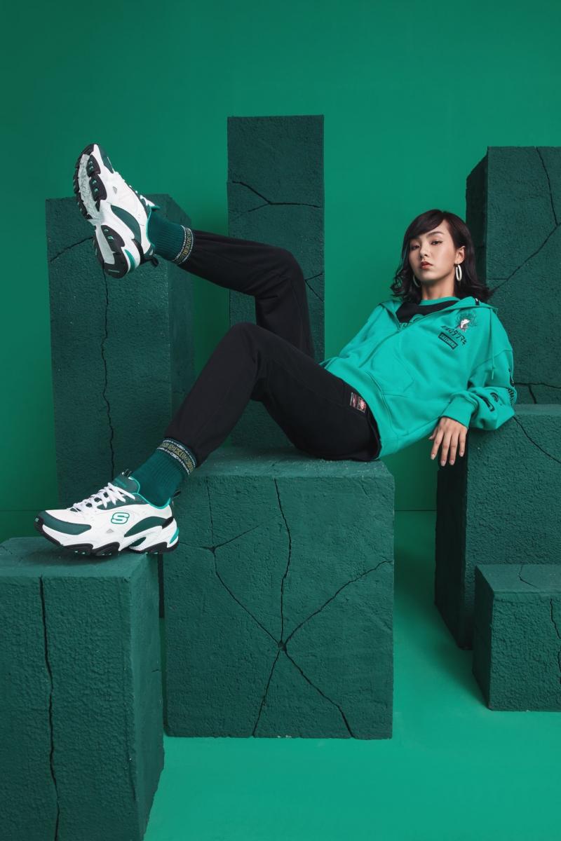 Skechers