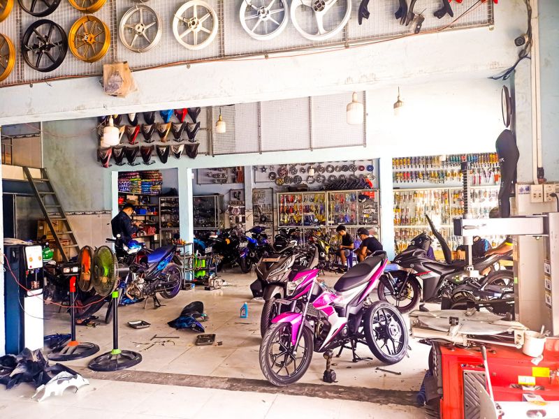 Cửa hàng SKT Decal