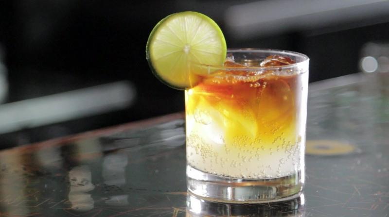 Ly soda chanh giải khát cho mùa hè