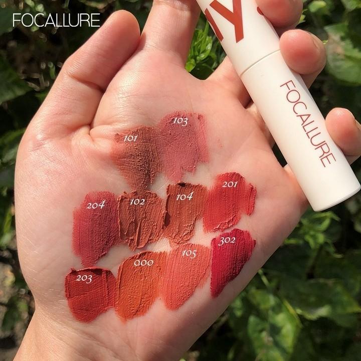 Son kem Focallure màu nhung sương lì mịn