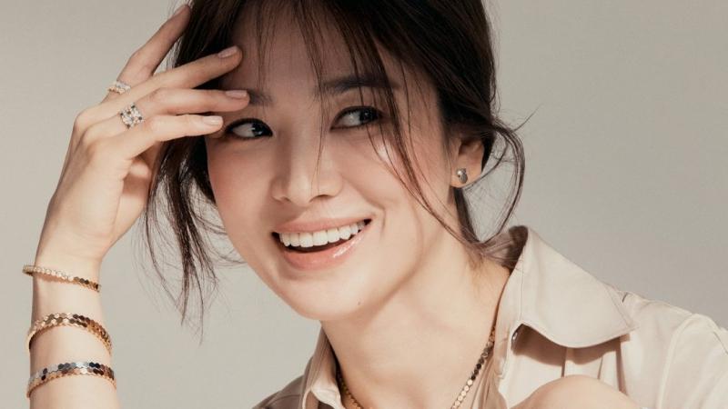 Vẻ đẹp bất chấp thời gian của nữ thần mặt mộc