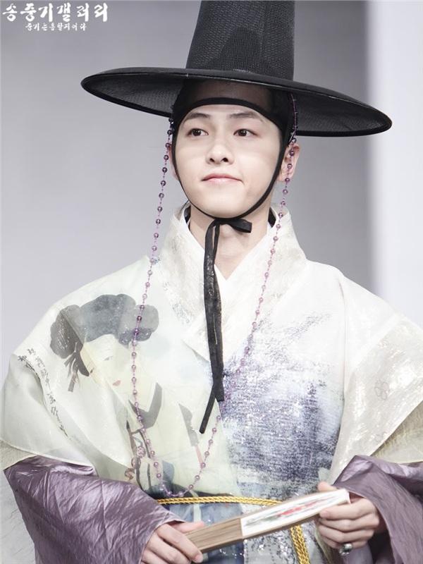 Song Joong Ki trong tạo hình cổ trang