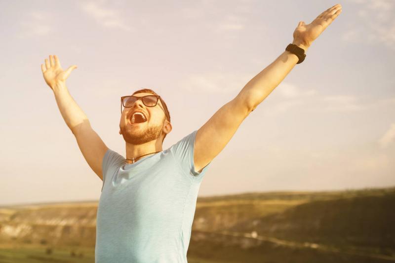 Sống tích cực bằng cách tìm thấy điểm tốt ở người khác