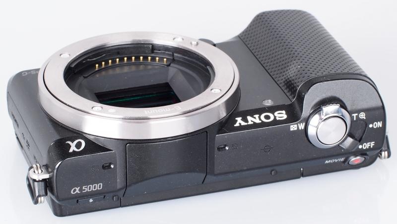 Sony Alpha A5000 + 16-50mm