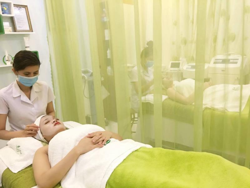Tại Spa Trang Đài khách hàng sẽ được tư vấn sử dụng sản phù hợp và sử dụng an toàn-hiệu quả sau liệu trình