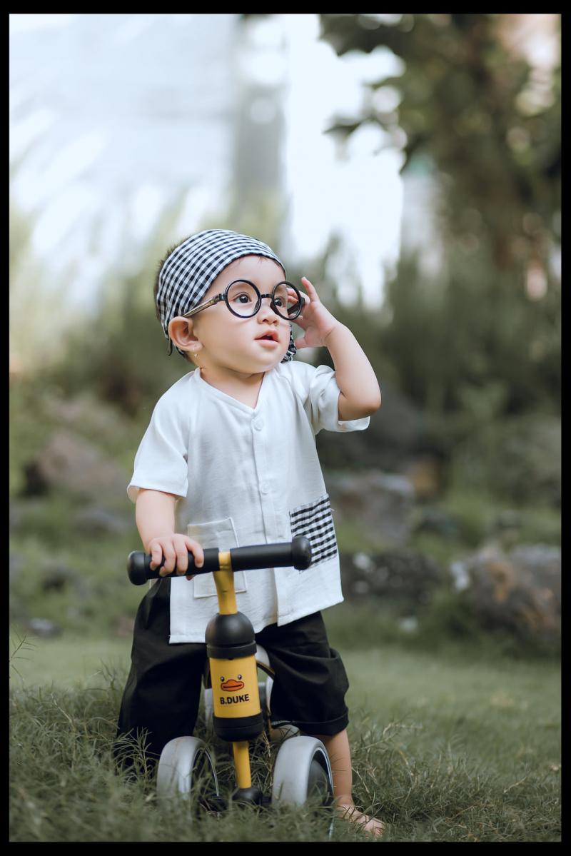Studio Nguyễn Tứ
