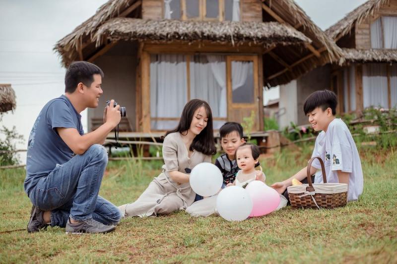 Học cách biết ơn và để trẻ bày tỏ tình yêu với cha mẹ một cách tự nhiên