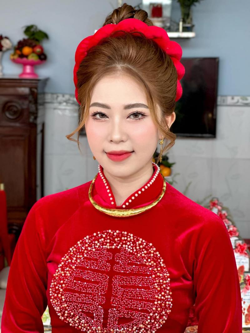 ﻿Studio Hoàng Sơn