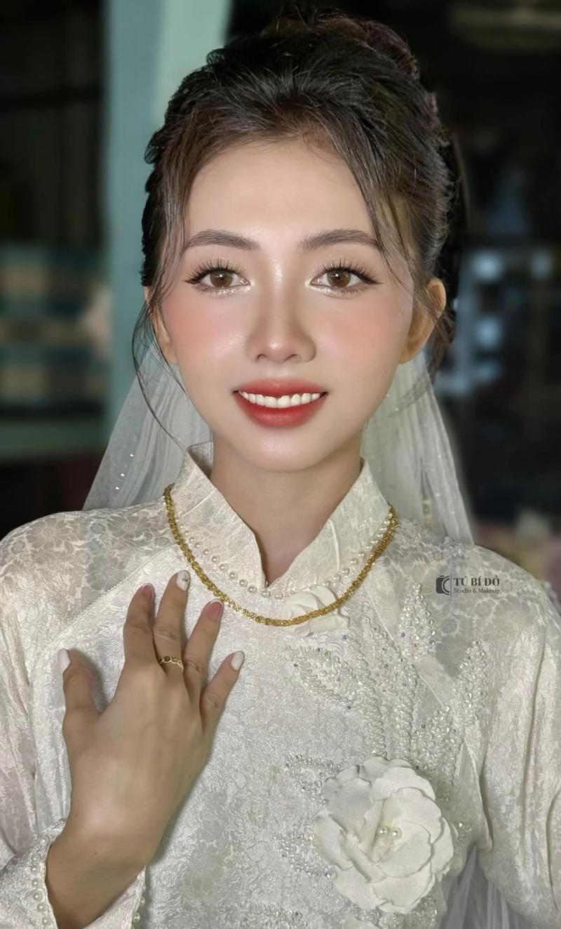 Studio Tú Bí Đỏ