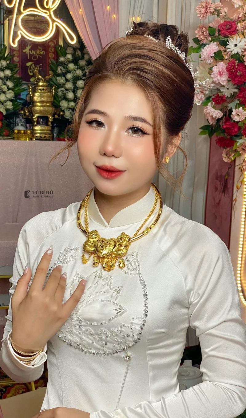 Studio Tú Bí Đỏ