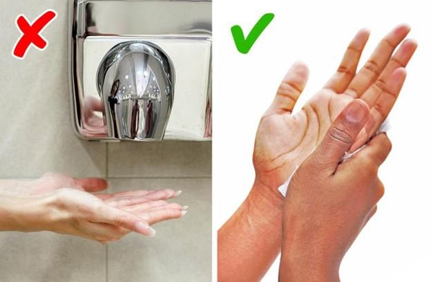 Sử dụng máy sấy tay
