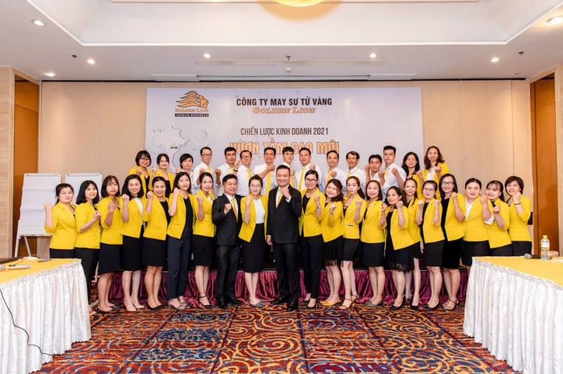 Sư Tử Vàng