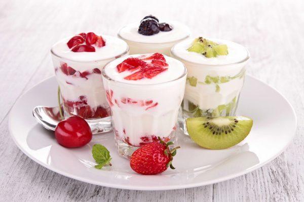 Sữa chua là một trong những loại thực phẩm có nhiều công dụng tuyệt vời cho sức khỏe.