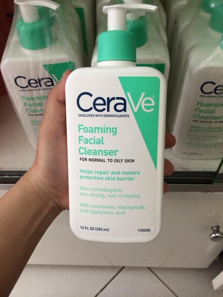 Sữa rửa mặt CeraVe Foaming Facial Cleanser dành cho da dầu