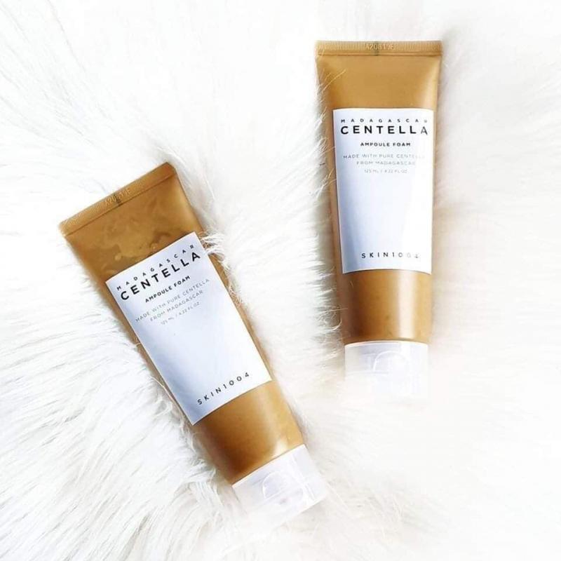 Sữa rửa mặt rau má Skin1004 Madagascar Centella Ampoule Foam