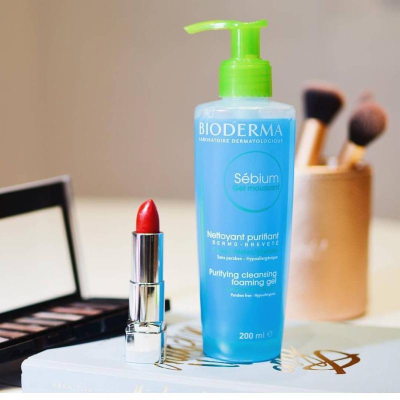 Sữa rửa mặt sạch mụn ngăn ngừa bít tắc lỗ chân lông Bioderma Sébium Gel Moussant