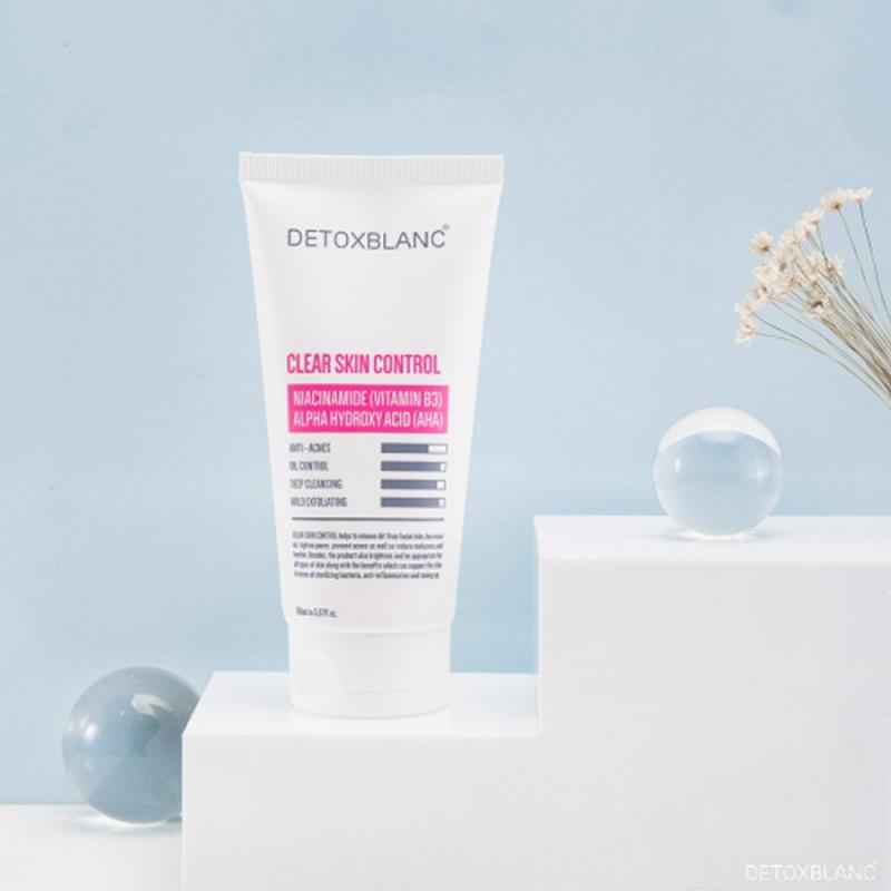 Sữa rửa mặt Detox BlanC Clear Skin Control