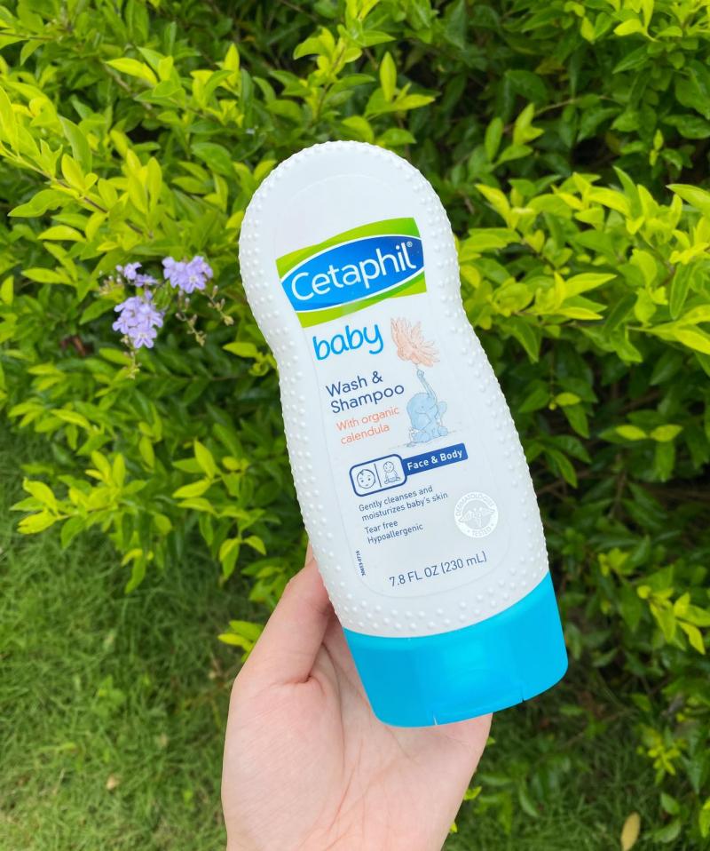 Sữa tắm gội dịu nhẹ cho bé Cetaphil Baby Wash & Shampoo with Organic Calendula 230ml