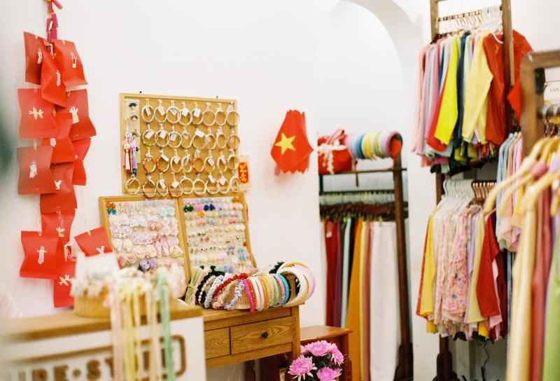 Sumire Store