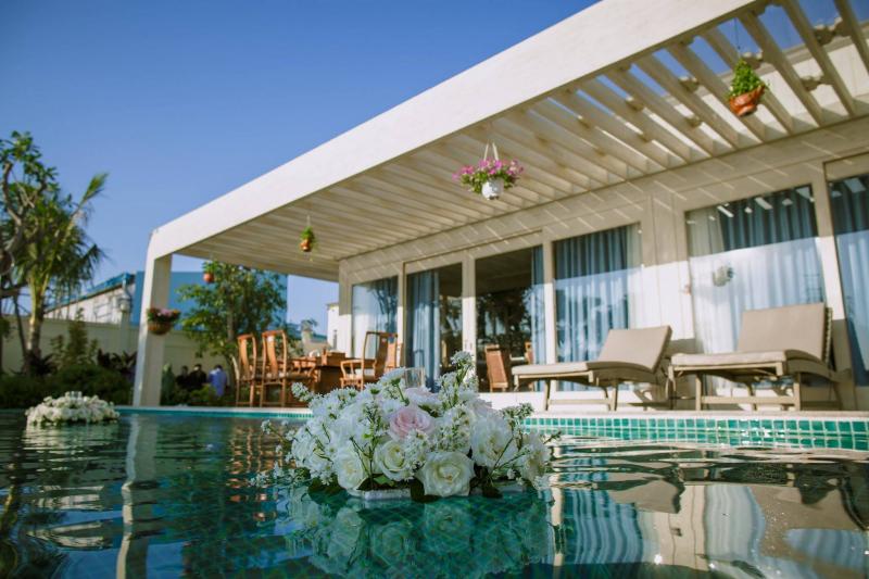 Sunset Side Villa