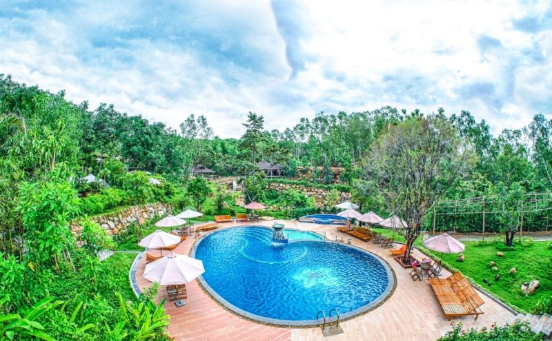 Suối khoáng nóng Tháp Bà