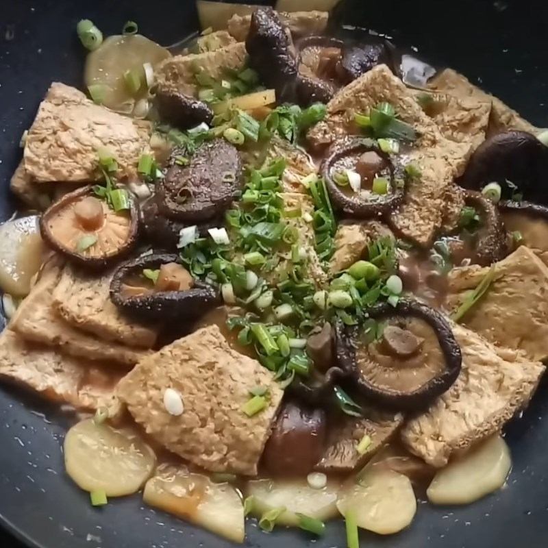 Sườn chay kho nấm đông cô