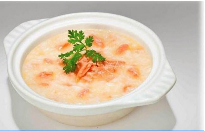 Súp cá hồi khoai tây
