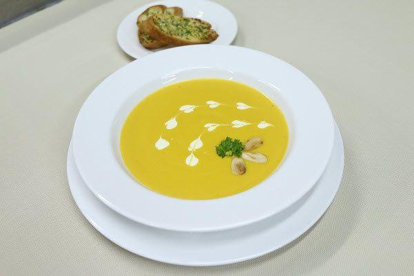 Súp sữa bí đỏ (10 phút)