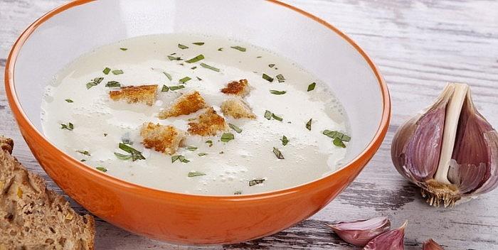 Súp tỏi ở Séc