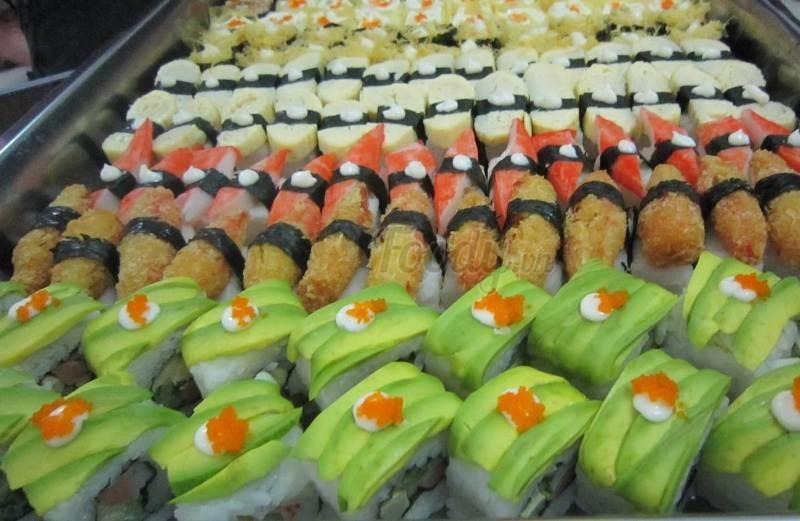 Sushi Viên Ông Chủ Nhỏ