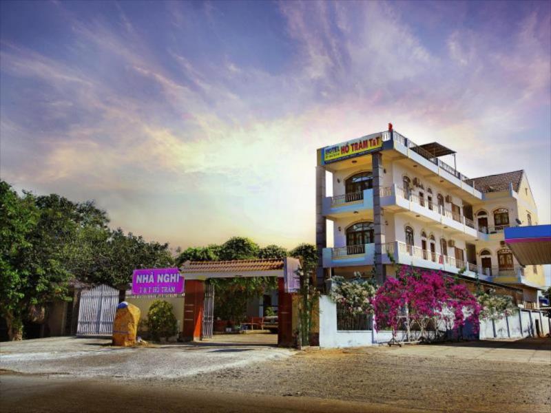 T and T Ho Tram Hotel