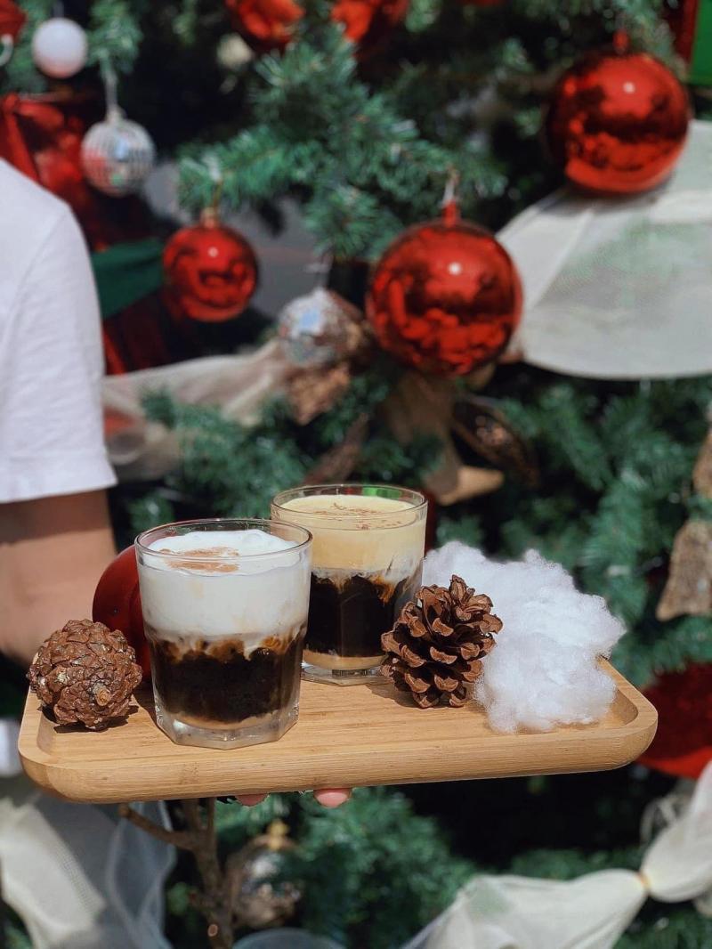 Tiệm Café Đắng