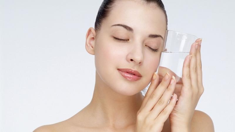 Nước giúp bạn nuôi dưỡng làn da đẹp